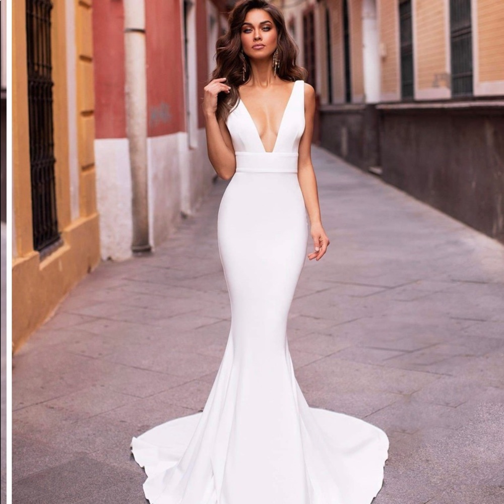 Alamour the Label Jovana Gown